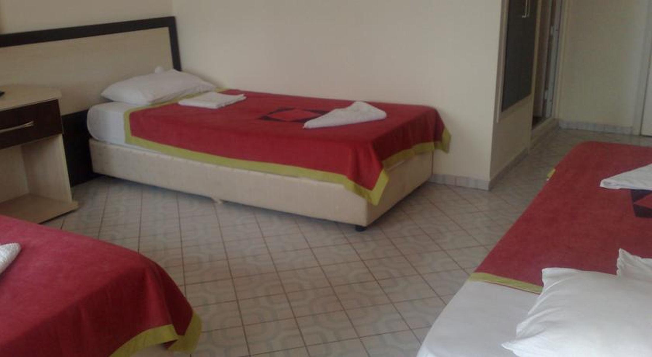 Hotel Palmiye Сиде Екстериор снимка