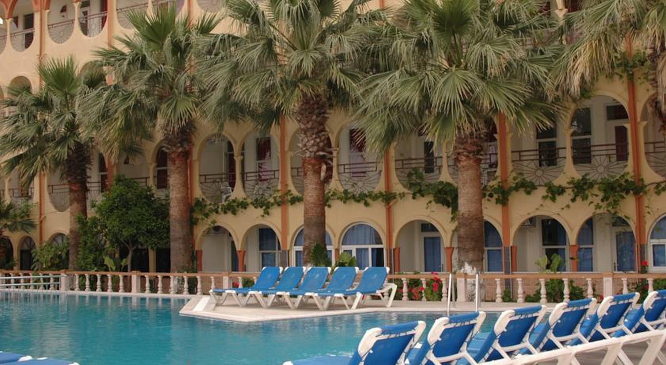 Hotel Palmiye Сиде Екстериор снимка
