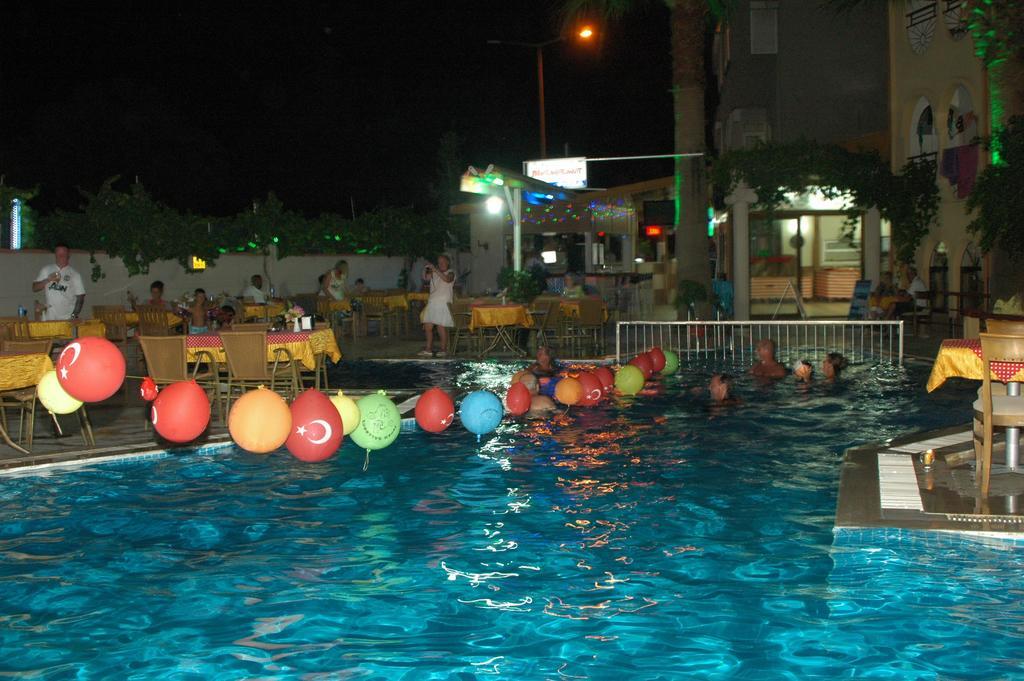 Hotel Palmiye Сиде Екстериор снимка